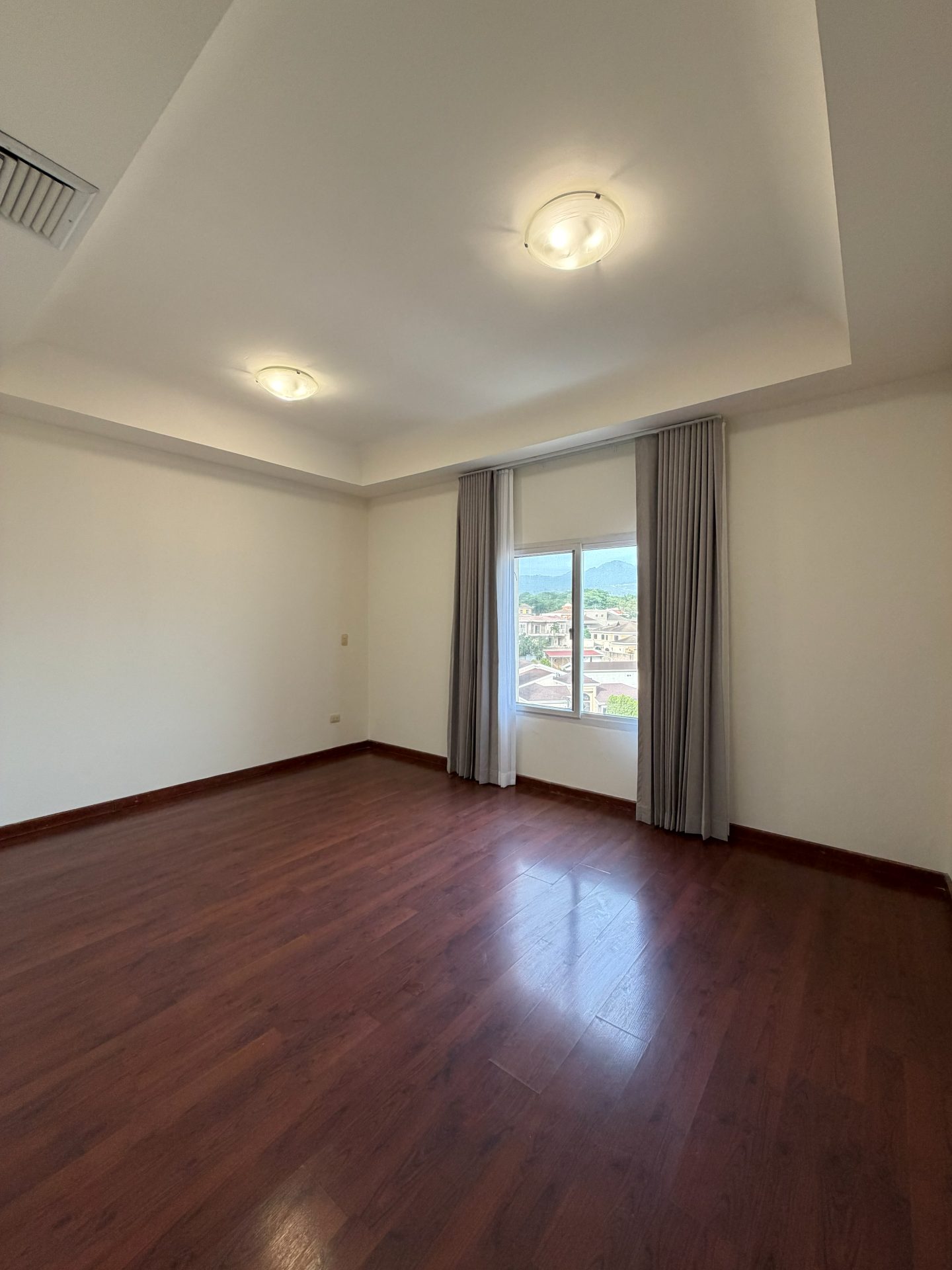 Penthouse en Lomas del Guijarro Sur