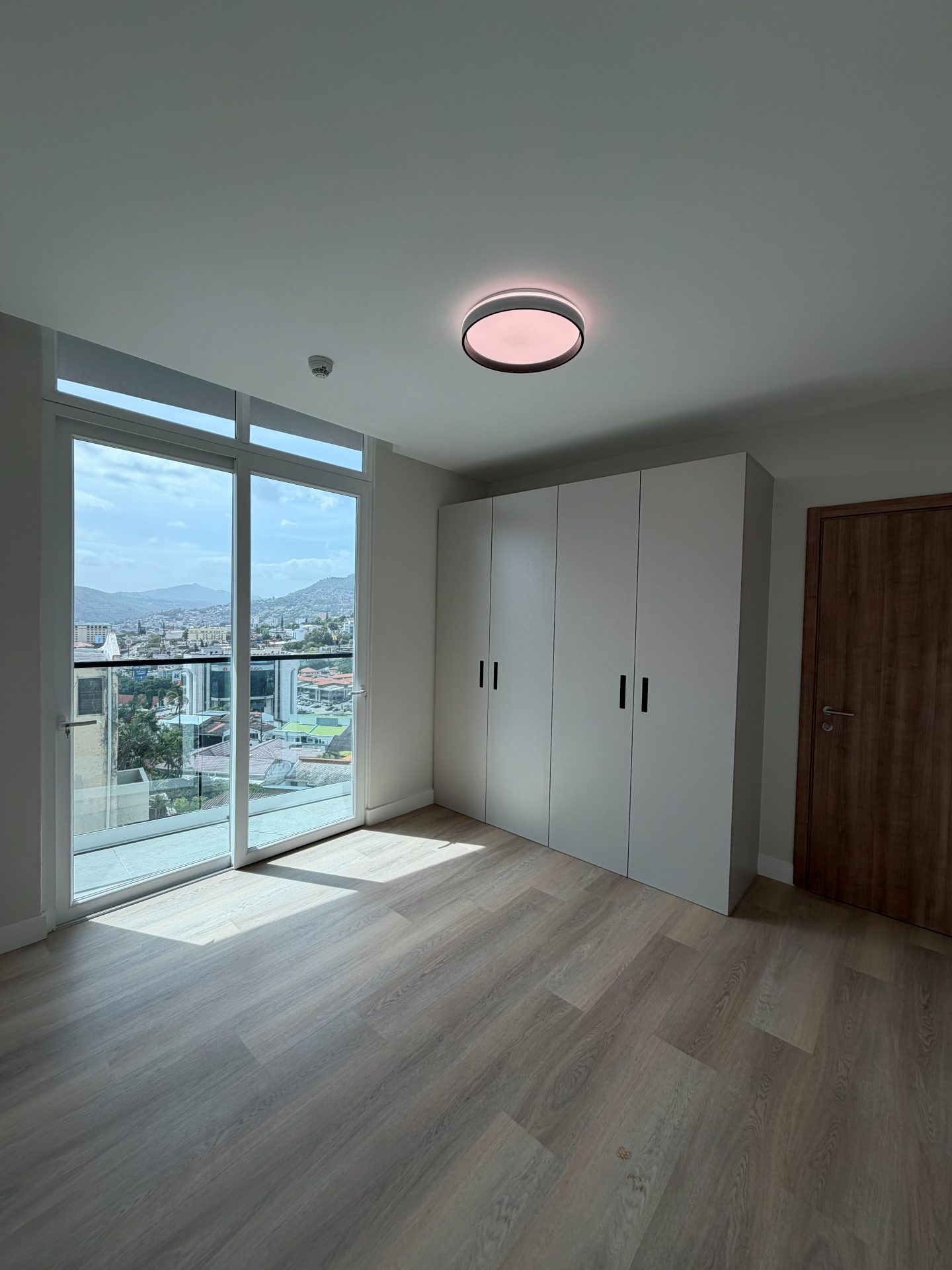 Apartamento en Torre Avalon