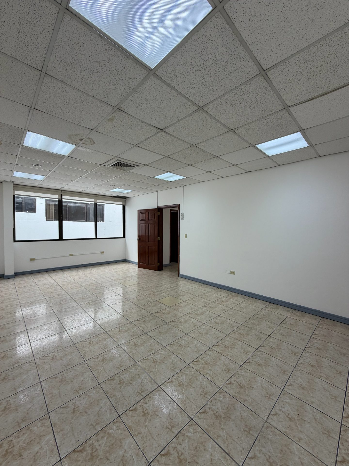 Edificio corporativo en Bulevar Suyapa