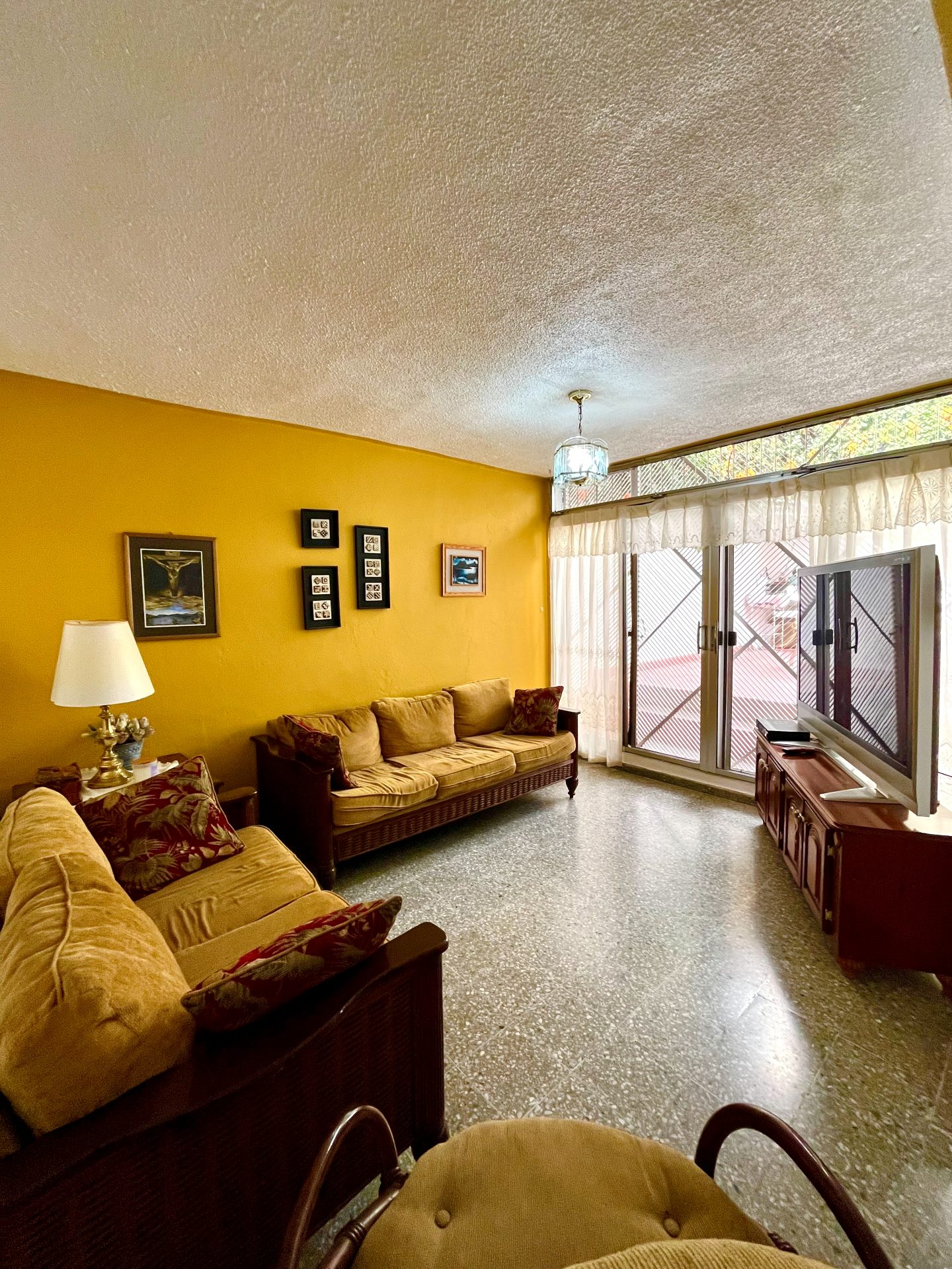 Casa con apartamento en Colonia Interamericana