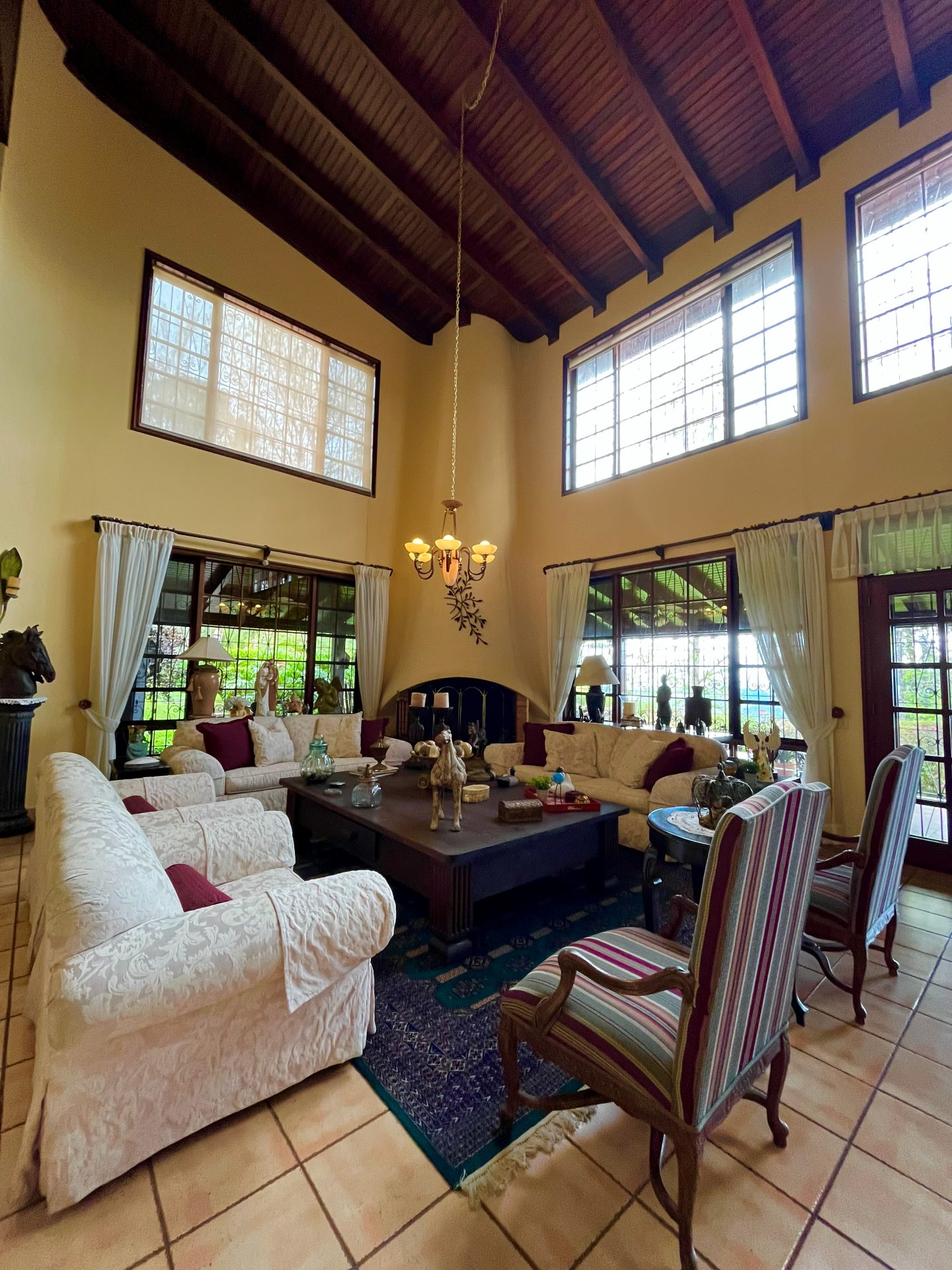 Residencia campestre en Las Cañadas, Valle de Ángeles